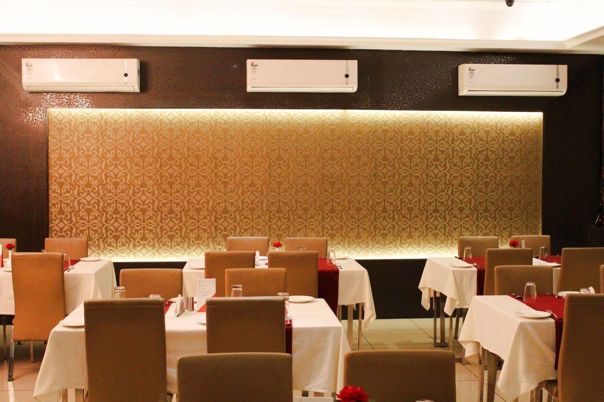 Genx Banjara Hill 1589 Hotel Hyderabad Ngoại thất bức ảnh